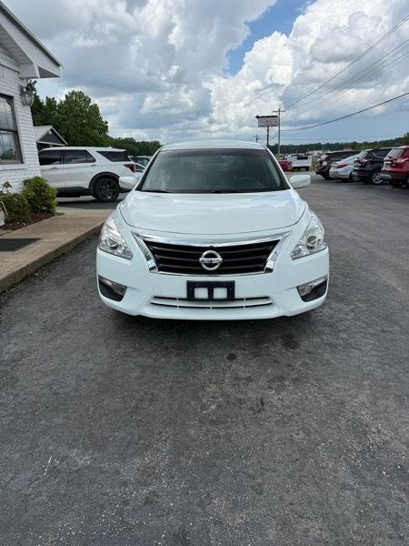 Nissan Altima 2.5 SV 2015
