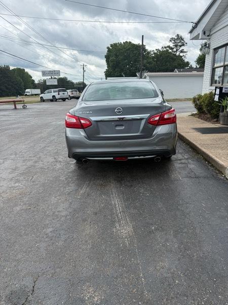 Nissan Altima 2.5 SR 2016