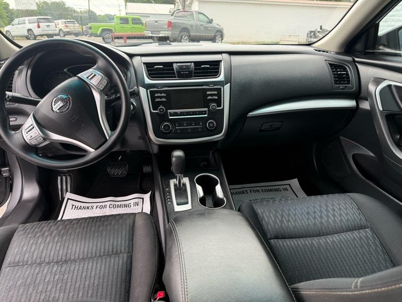 Nissan Altima 2.5 SR 2016