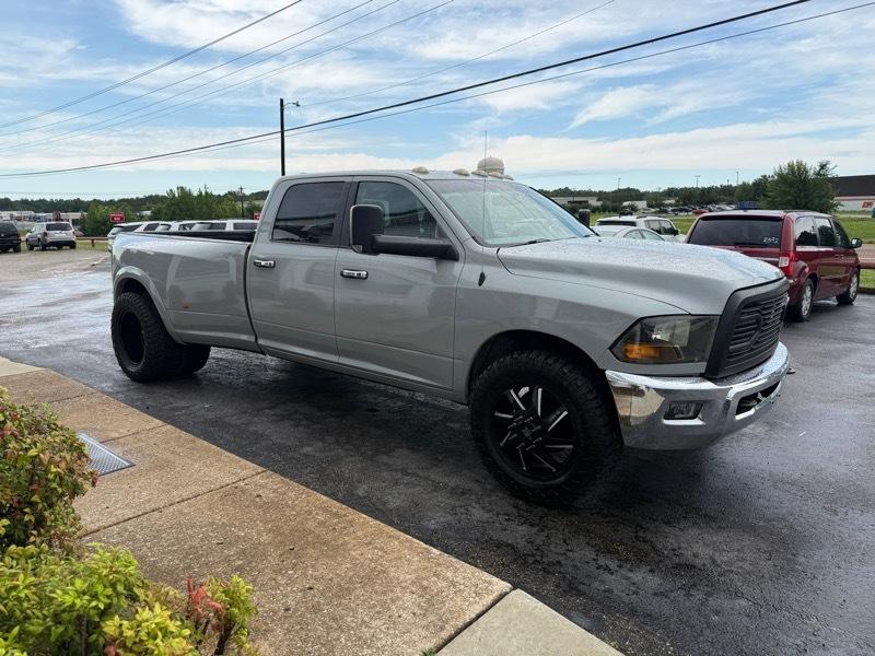 RAM 3500 SLT Crew Cab LWB 2WD DRW 2012