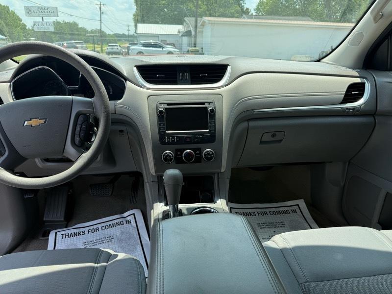 Chevrolet Traverse LS FWD w/PDC 2014