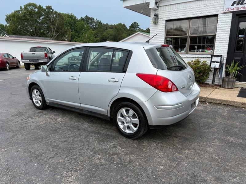 Nissan Versa 1.8 S 2007