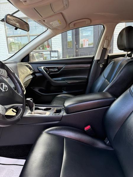 Nissan Altima 2.5 SV 2018