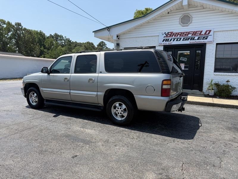Chevrolet Suburban 1500 2WD 2003