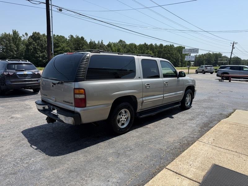 Chevrolet Suburban 1500 2WD 2003
