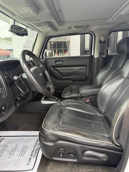 HUMMER H3 Base 2008