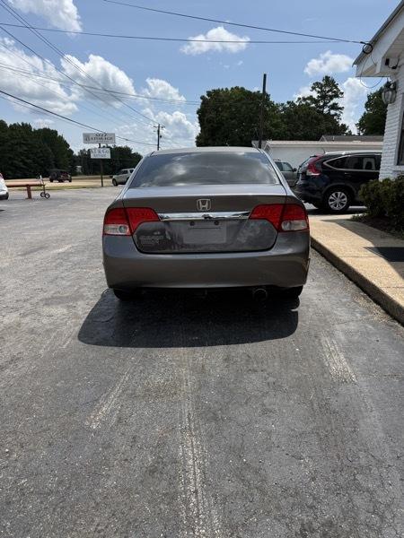 Honda Civic EX-L Sedan 5-Speed AT 2010