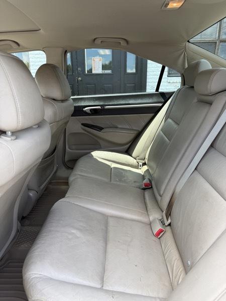 Honda Civic EX-L Sedan 5-Speed AT 2010