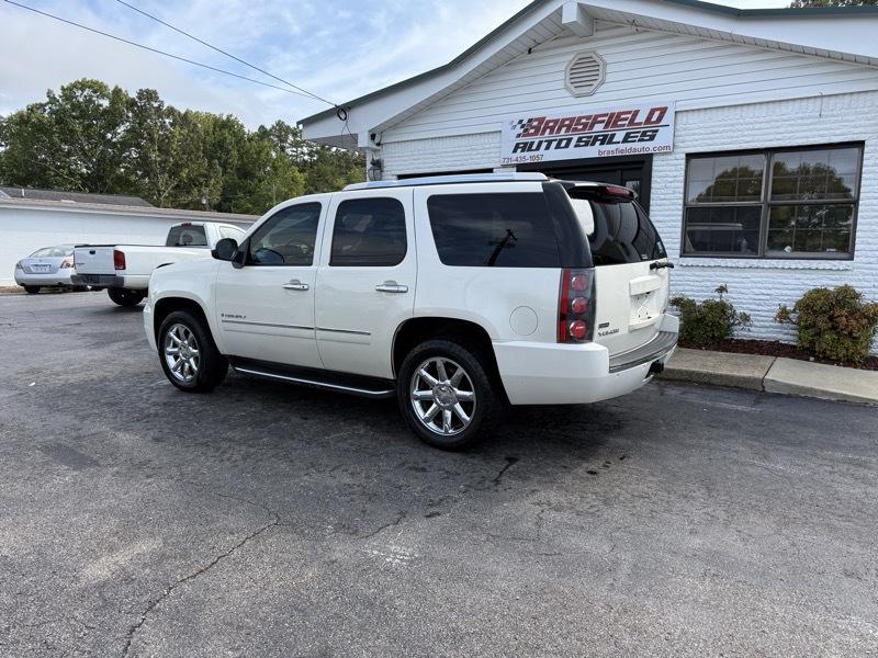 GMC Yukon Denali 2WD 2009