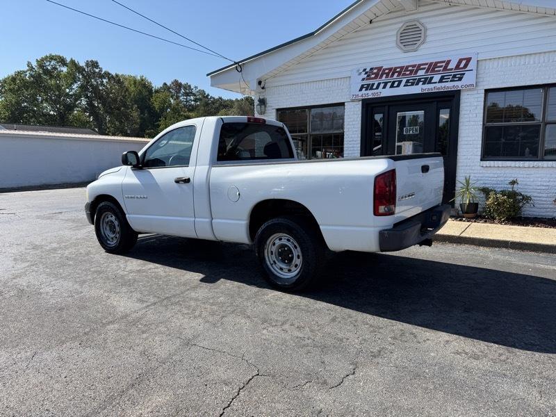 Dodge Ram 1500 ST 2WD 2004