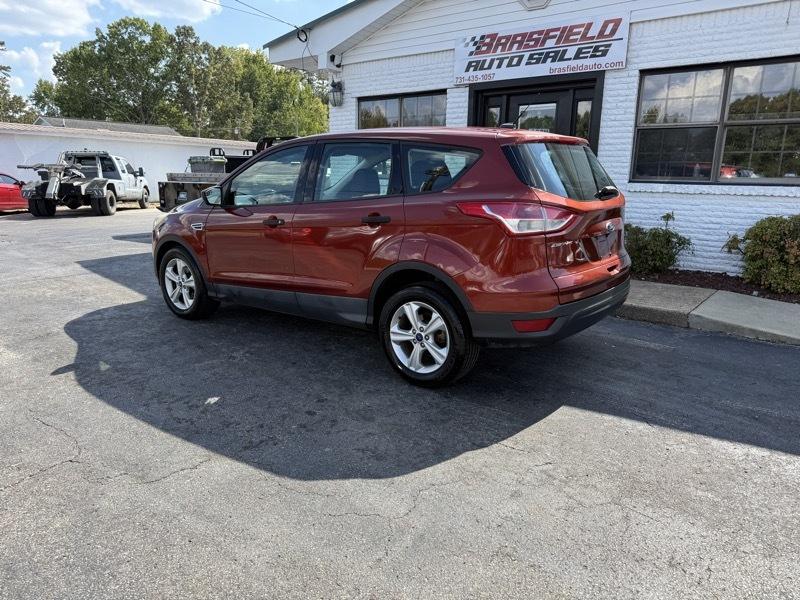 Ford Escape S FWD 2014