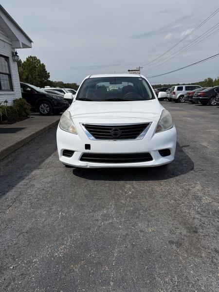 Nissan Versa 1.6 S Sedan 2012