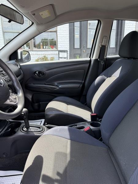 Nissan Versa 1.6 S Sedan 2012