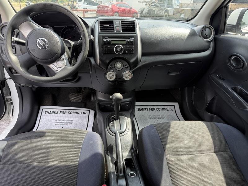Nissan Versa 1.6 S Sedan 2012