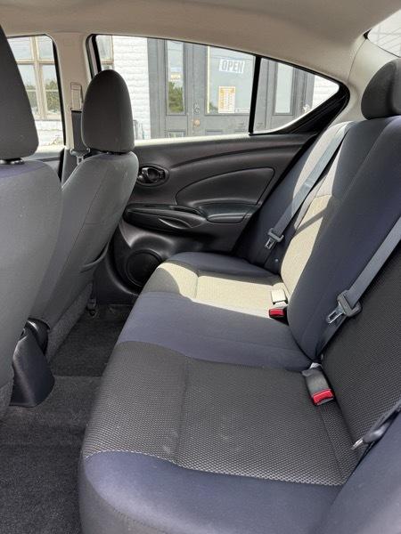 Nissan Versa 1.6 S Sedan 2012
