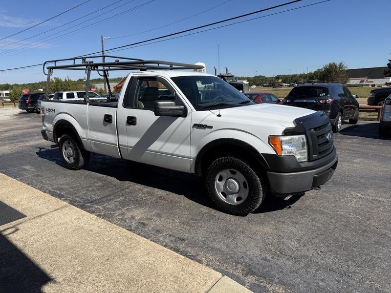 Ford F-150 XL 8-ft. Bed 4WD 2009