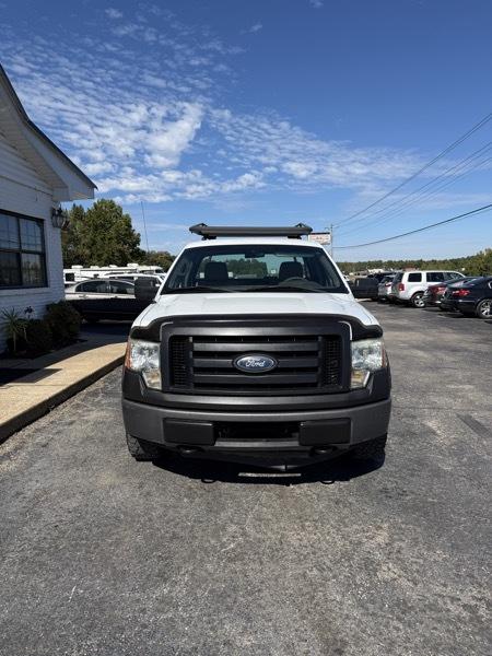 Ford F-150 XL 8-ft. Bed 4WD 2009