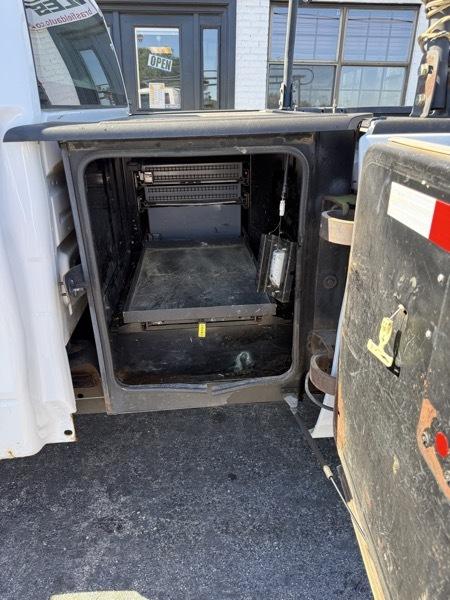 Ford F-150 XL 8-ft. Bed 4WD 2009
