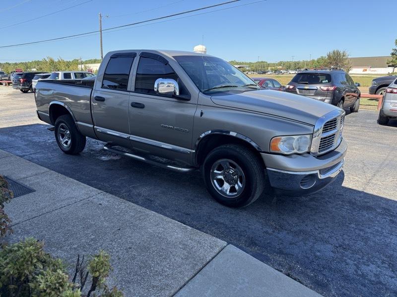 Dodge Ram 1500 Laramie Quad Cab Long Bed 2WD 2005