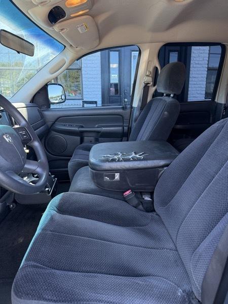 Dodge Ram 1500 Laramie Quad Cab Long Bed 2WD 2005