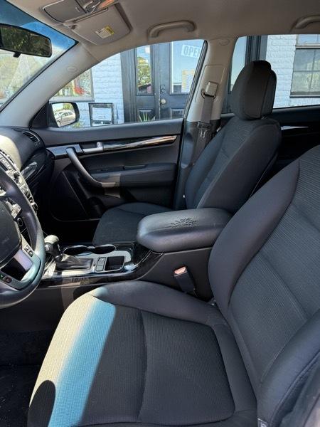 Kia Sorento LX V6 FWD 2015
