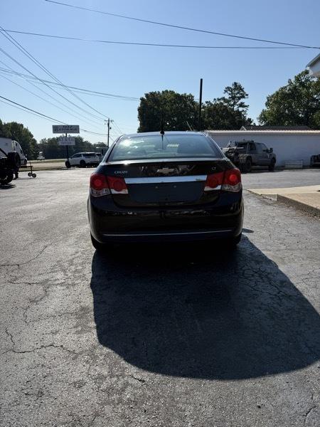Chevrolet Cruze 1LT 2012