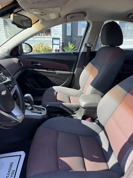 Chevrolet Cruze 1LT 2012