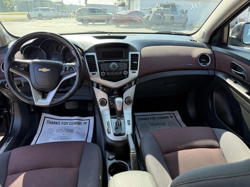 Chevrolet Cruze 1LT 2012