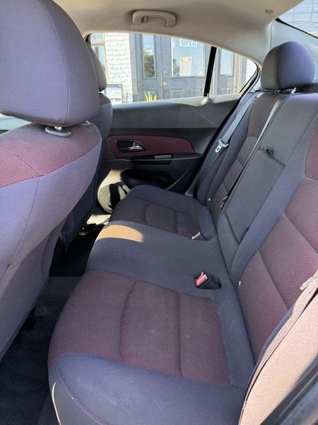 Chevrolet Cruze 1LT 2012