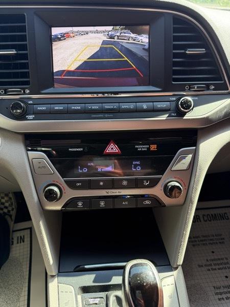 Hyundai Elantra Limited 2017