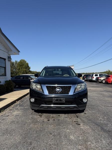 Nissan Pathfinder SL 2WD 2014