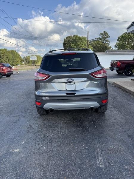 Ford Escape Titanium 4WD 2013