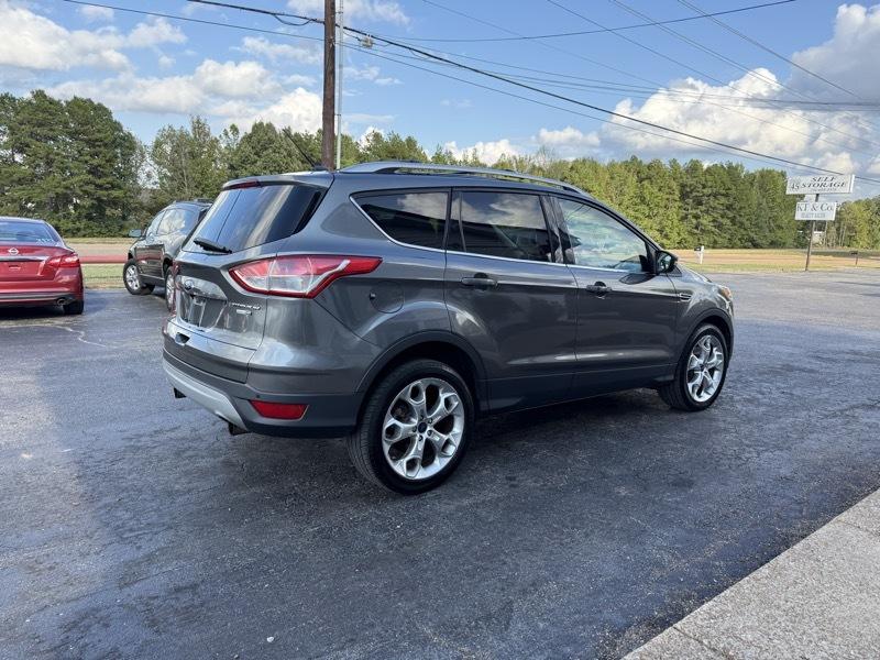 Ford Escape Titanium 4WD 2013