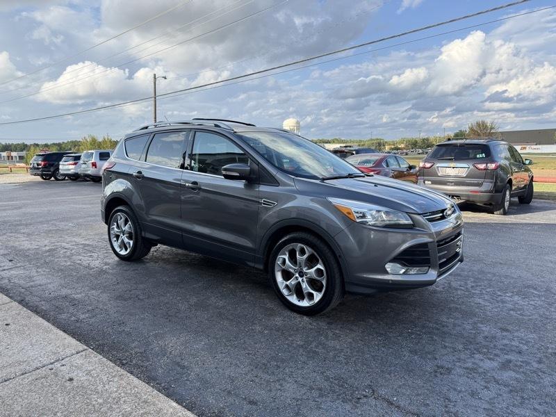Ford Escape Titanium 4WD 2013