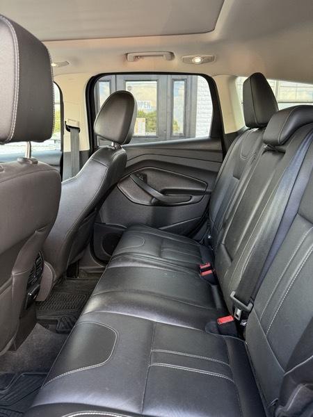 Ford Escape Titanium 4WD 2013