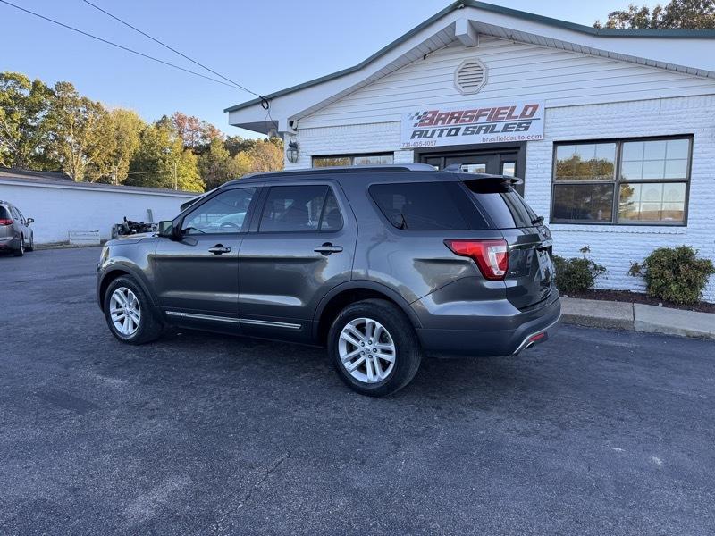 Ford Explorer XLT FWD 2017