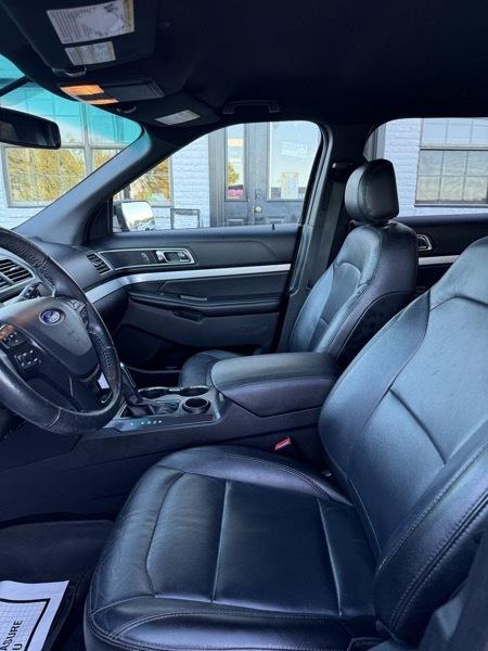 Ford Explorer XLT FWD 2017