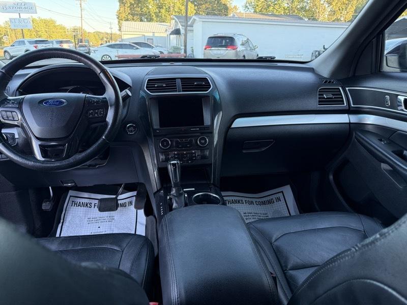 Ford Explorer XLT FWD 2017