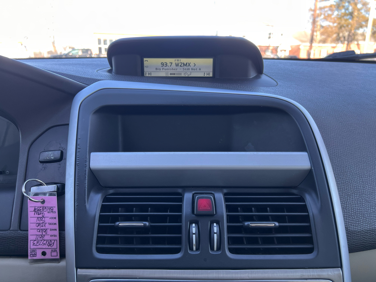 Volvo XC60 AWD 4dr 3.2L 2011