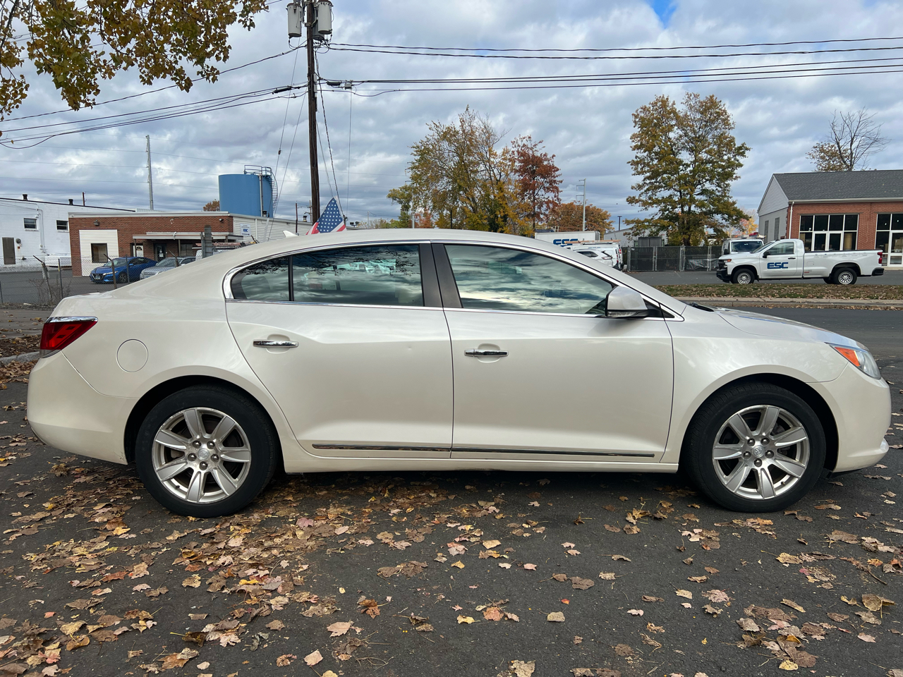 Buick LaCrosse 4dr Sdn Premium 1 AWD 2012 Buick LaCrosse 4dr Sdn Premium 1 AWD 2012