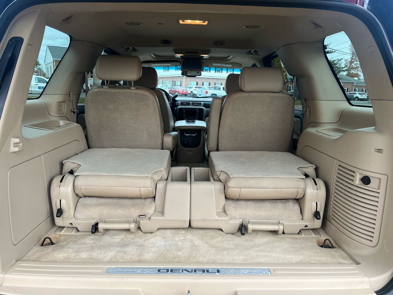 GMC Yukon Denali AWD 4dr 2008 GMC Yukon Denali AWD 4dr 2008