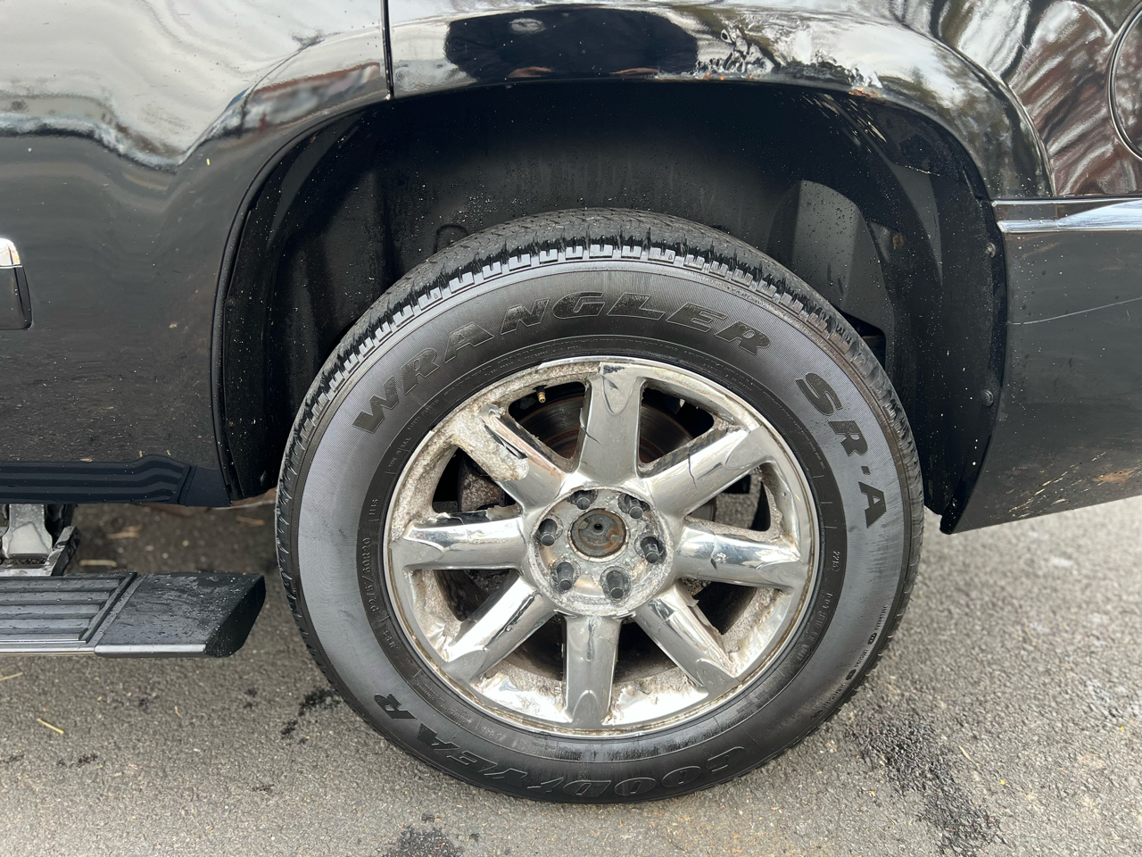 GMC Yukon AWD 4dr 1500 Denali 2012 GMC Yukon AWD 4dr 1500 Denali 2012