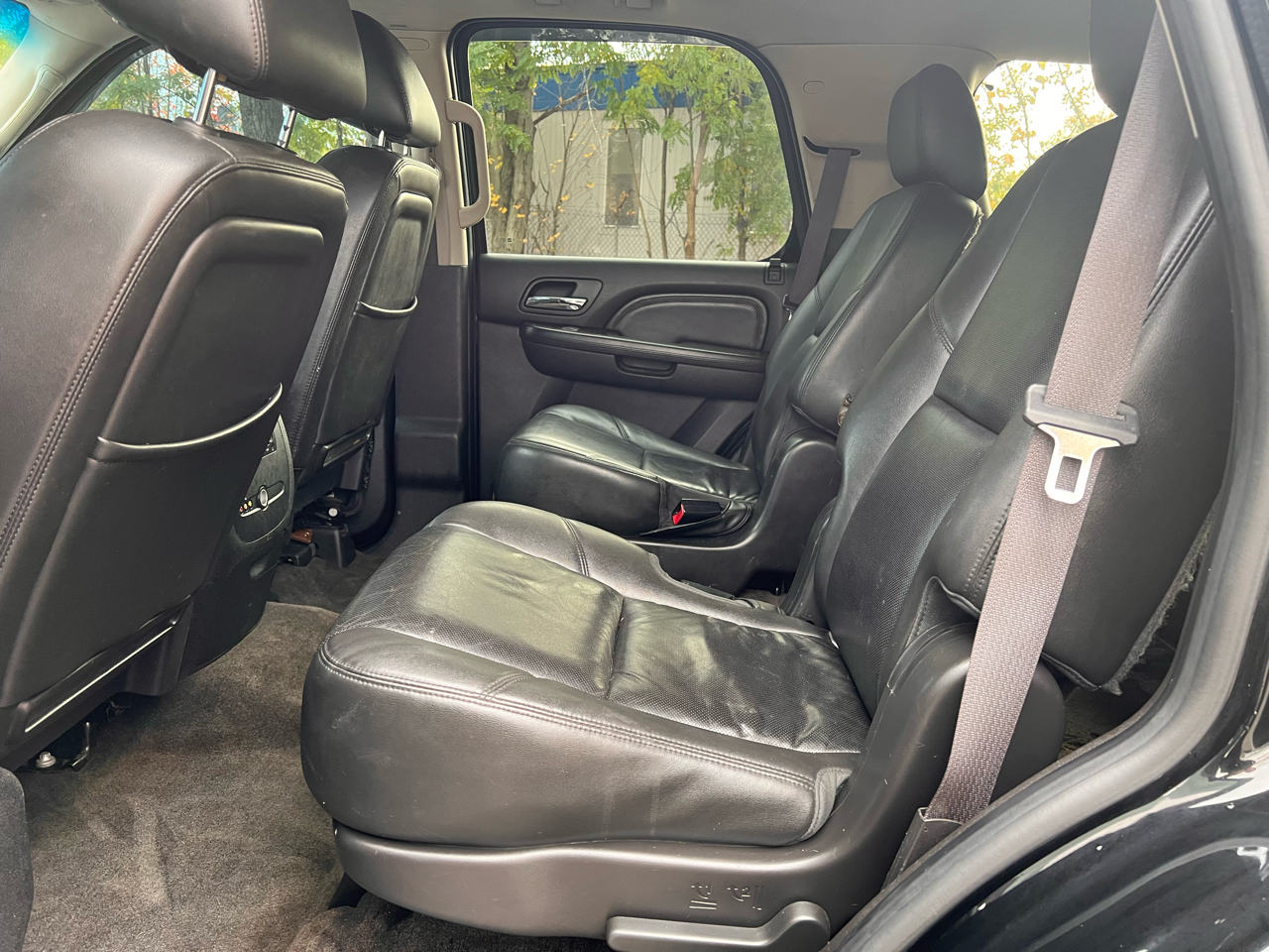 GMC Yukon AWD 4dr 1500 Denali 2012 GMC Yukon AWD 4dr 1500 Denali 2012