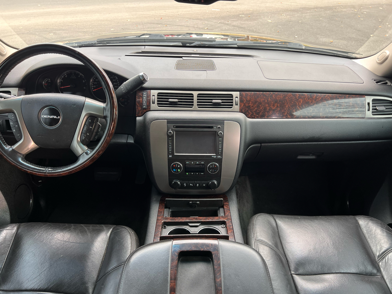 GMC Yukon AWD 4dr 1500 Denali 2012 GMC Yukon AWD 4dr 1500 Denali 2012
