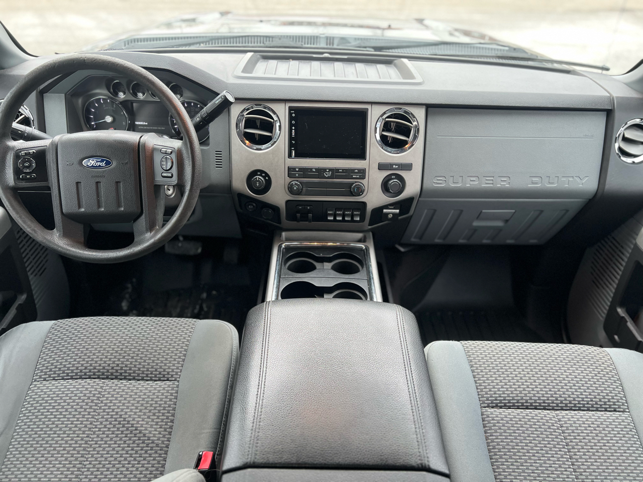 Ford Super Duty F-350 SRW 4WD Crew Cab 156" XLT 2015