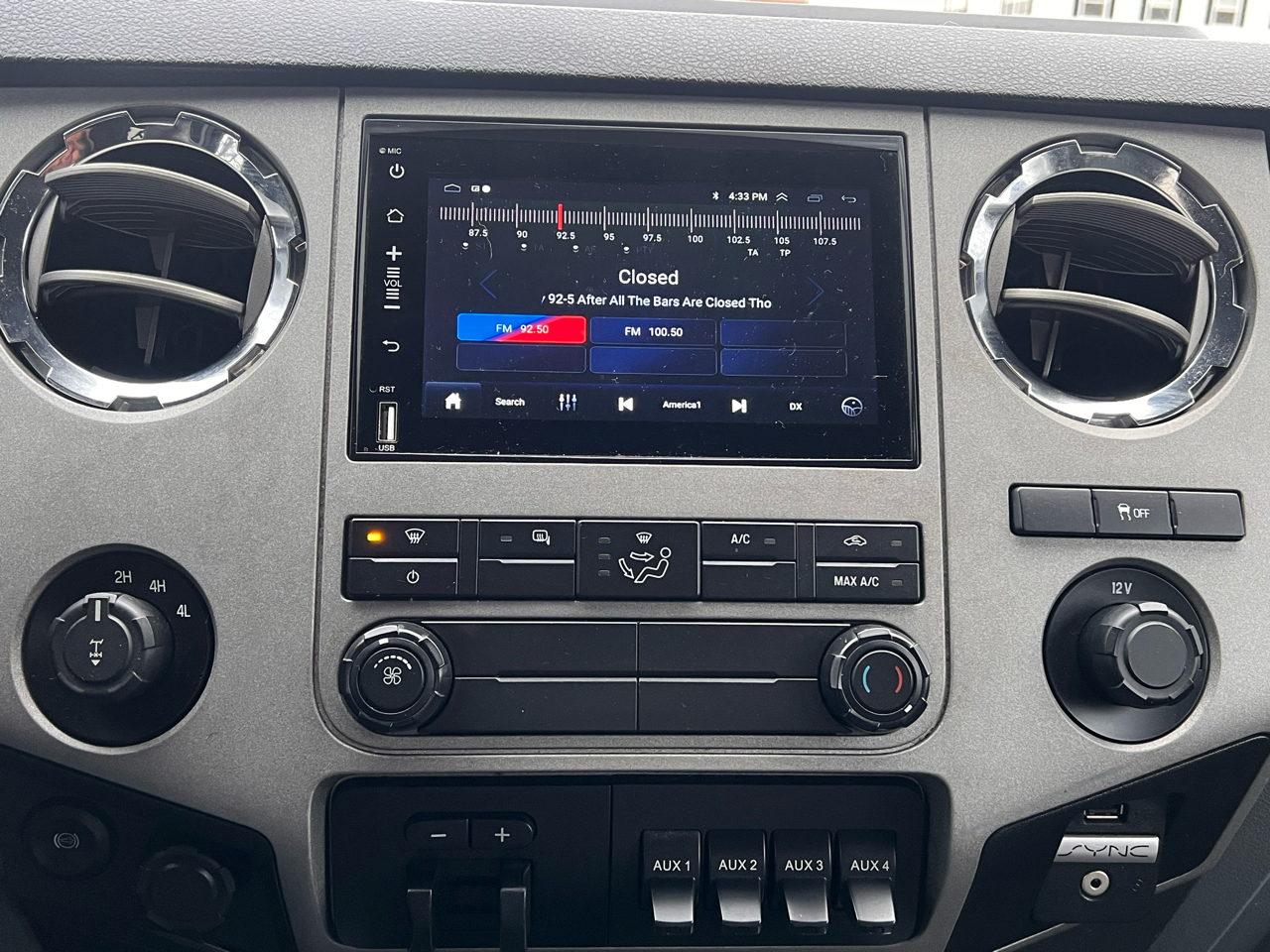 Ford Super Duty F-350 SRW 4WD Crew Cab 156" XLT 2015