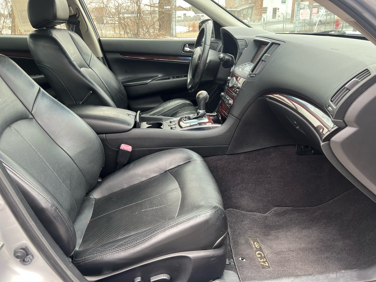 Infiniti G37 Sedan 4dr x AWD 2013