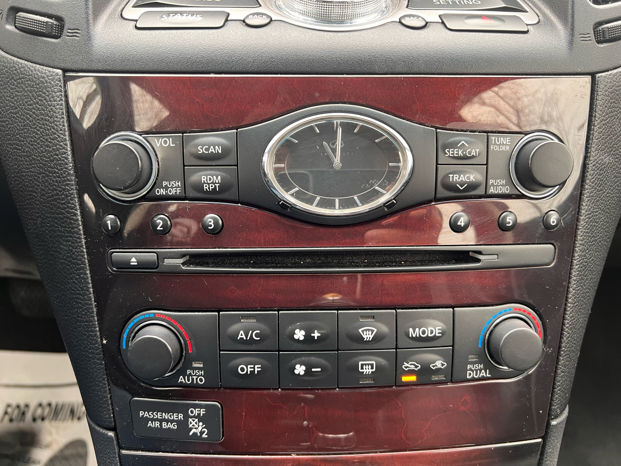 Infiniti G37 Sedan 4dr x AWD 2013