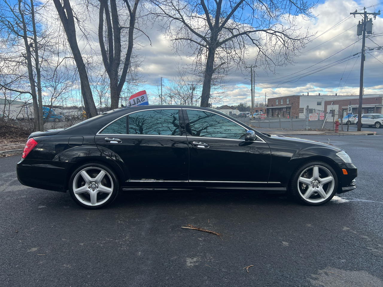 Mercedes-Benz S-Class 4dr Sdn S 550 4MATIC 2013