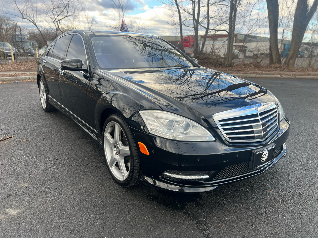 Mercedes-Benz S-Class 4dr Sdn S 550 4MATIC 2013